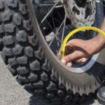 MP600000AV Tire Gauge in use